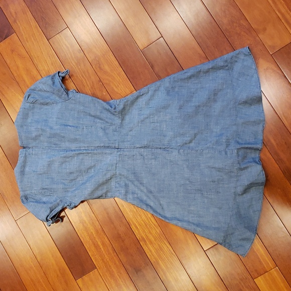 J. Crew Cotton dress, ruffle detail at hem, ties at cap sleeves. Women's 4 - Picture 10 of 11